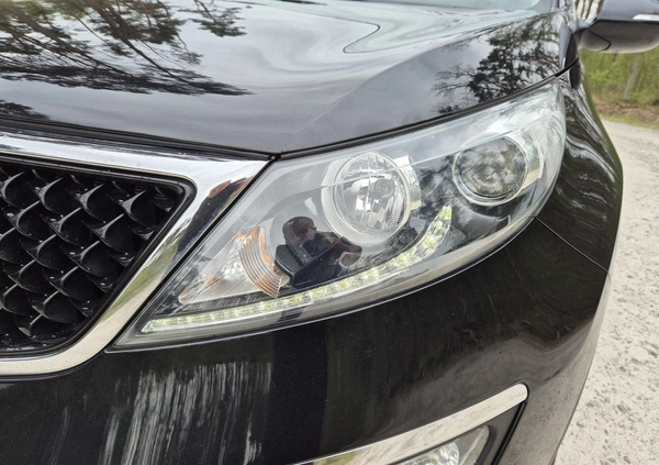 Kia Sportage cena 49900 przebieg: 180000, rok produkcji 2015 z Białobrzegi małe 497